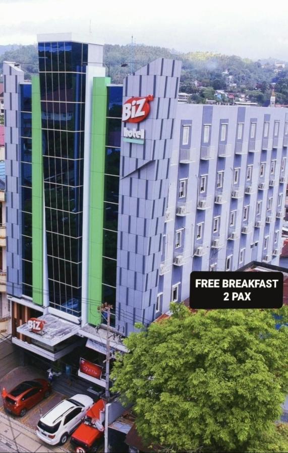Biz Hotel City Center Ambon Esterno foto